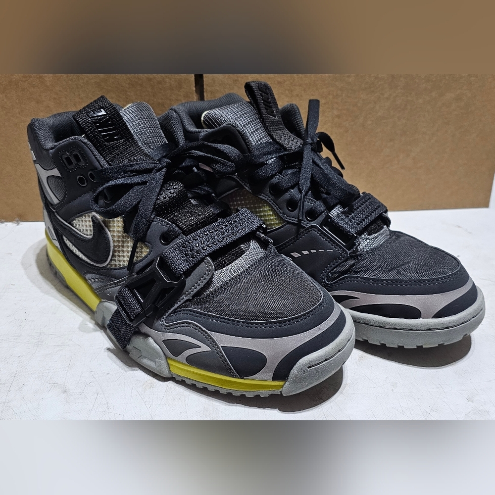 Nike Trainer One SP Size 11